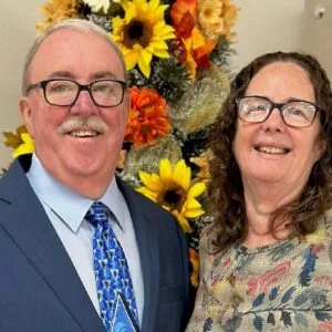 Photo of Pastor Harold Summers and his wife Carol Summers.